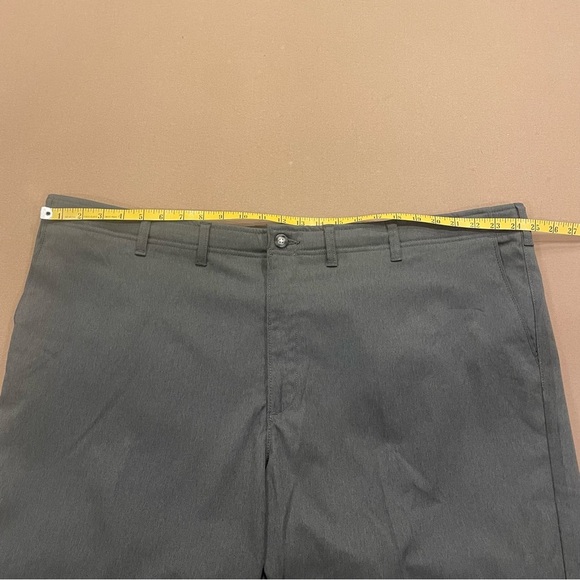 Lee Men’s Performance Series Extreme Comfort Straight Fit Dress Pant Size 50x29 - Picture 9 of 10